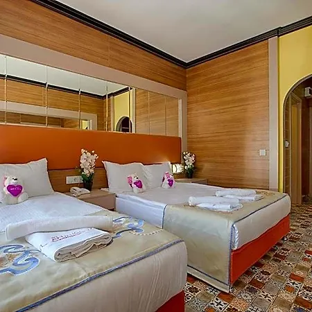 Club Anjeliq Hotell