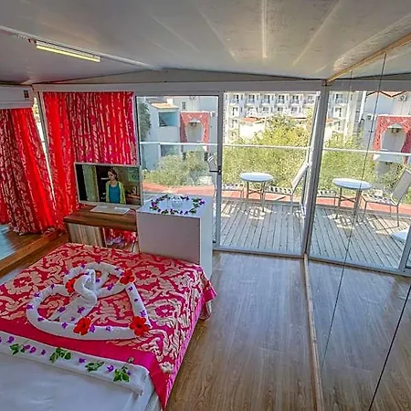 Hotell Club Anjeliq 5*